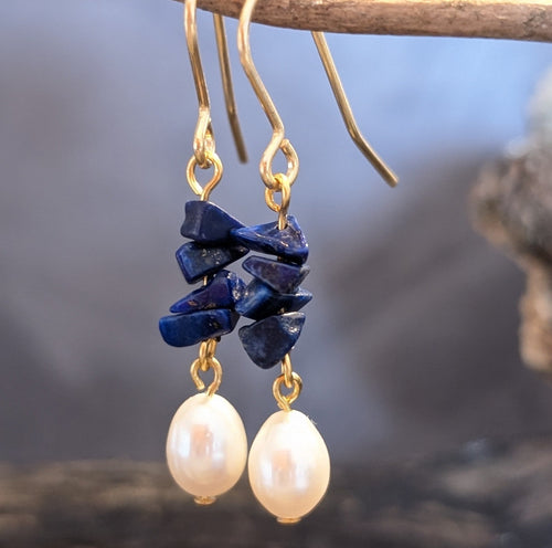 Leaflet drop earrings