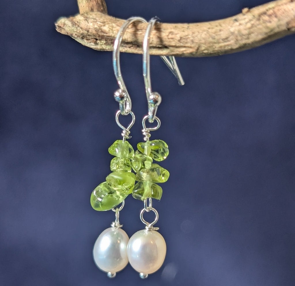 Leaflet drop earrings